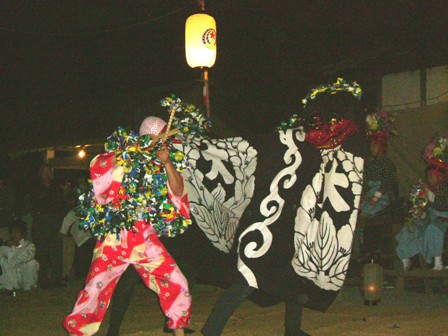 写真：下野尻春日神社奉納獅子舞