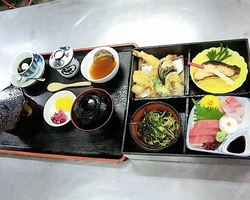 写真：日本料理