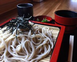 写真：そば（麺処はな）