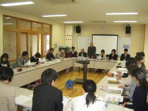 写真：地域・学校交流会の様子