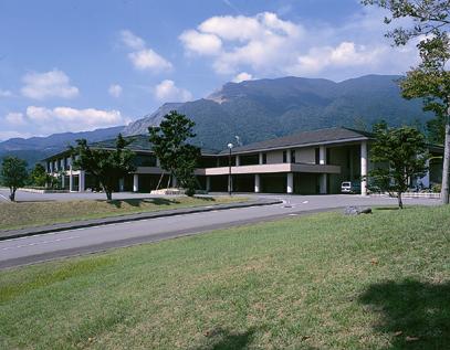藤原文化センターの外観