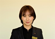 西井真理子議員