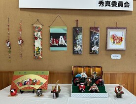 掲示