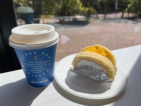 魚国総本社ケーキ&コーヒー
