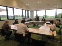 令和7年度第1回編さん委員会の様子