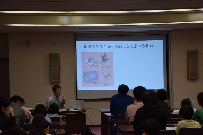 写真：令和7年度「岩石の標本をつくろう」